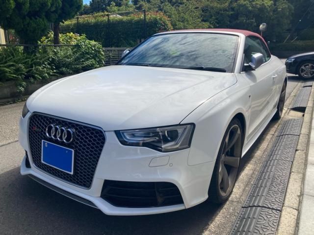 AUDI RS5 Cabriolet