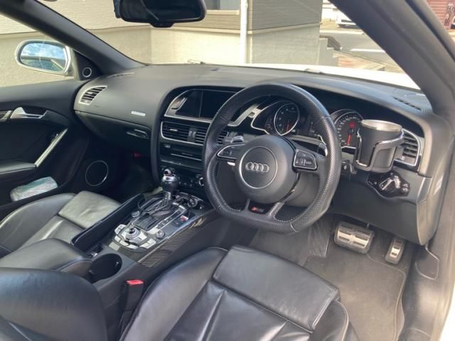 AUDI RS5 Cabriolet