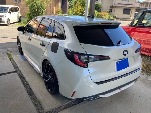 COROLLA TOURING HYBRID