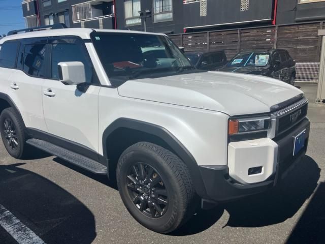 LANDCRUISER 250