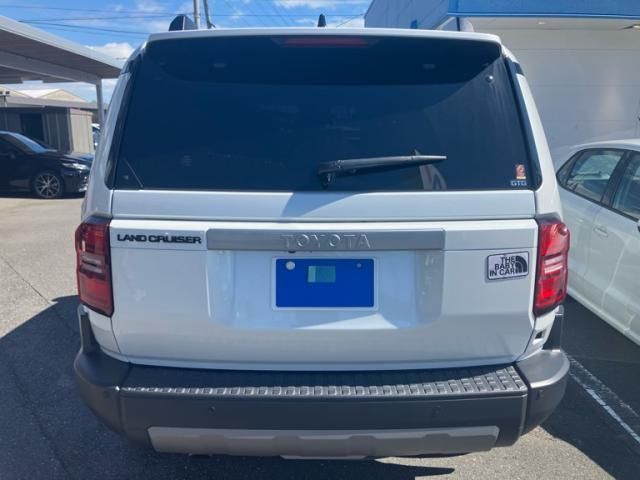 LANDCRUISER 250