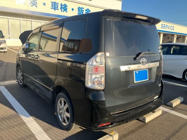 VOXY 4WD