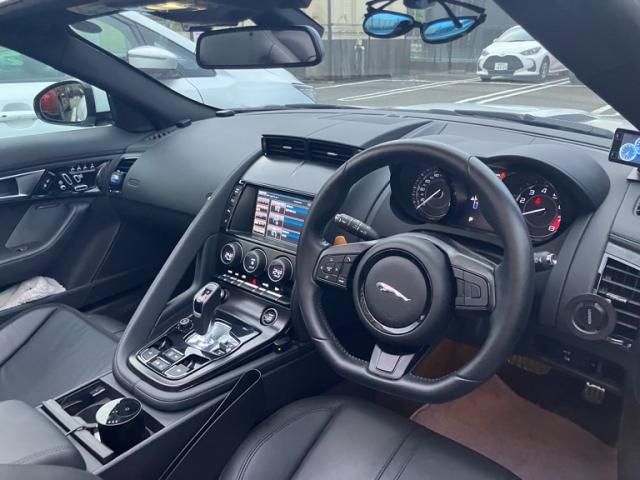 JAGUAR  F type