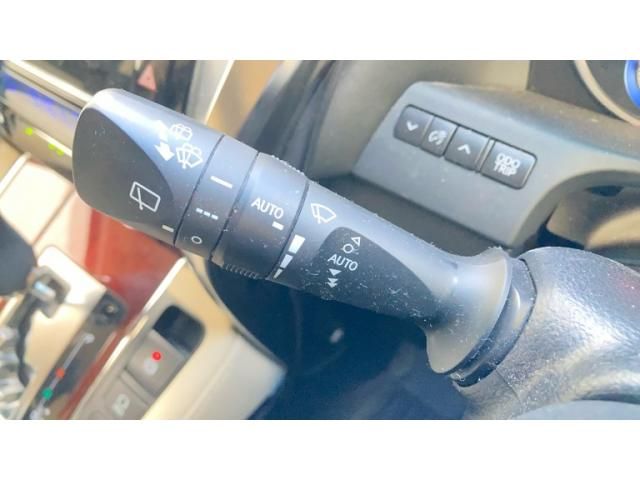 ALPHARD hybrid 4WD