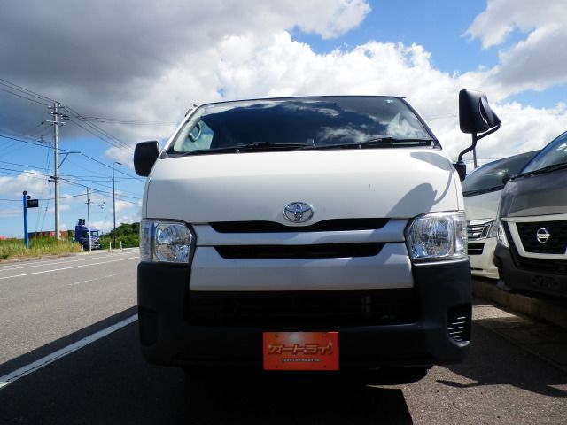 HIACE van 4WD