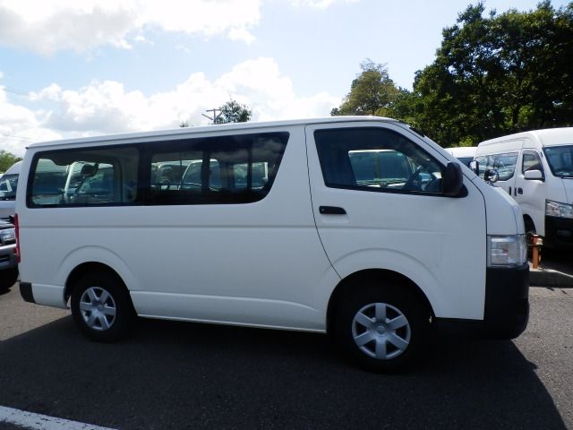 HIACE van 4WD