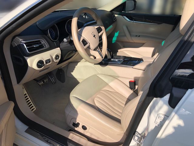 MASERATI GHIBLI Sedan