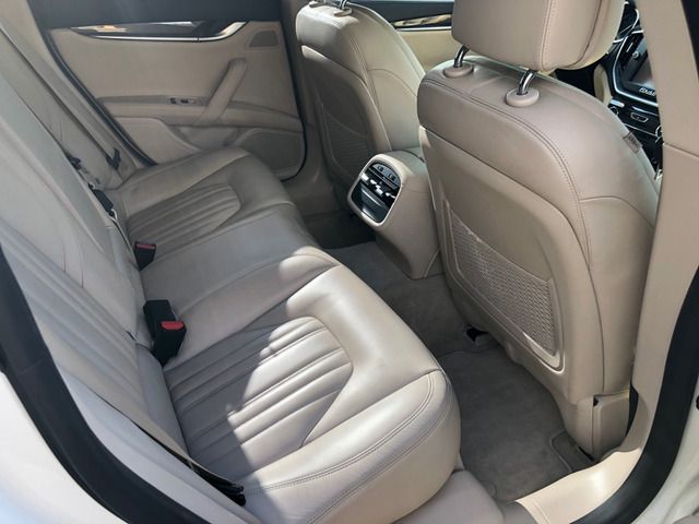 MASERATI GHIBLI Sedan