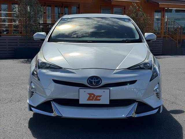 PRIUS 4WD