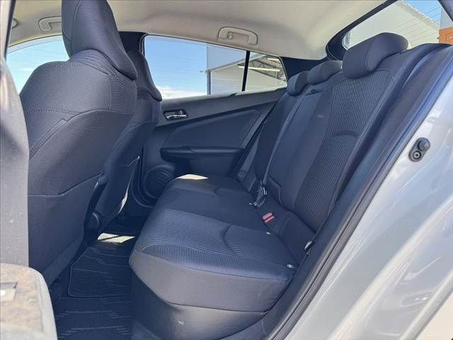 PRIUS 4WD