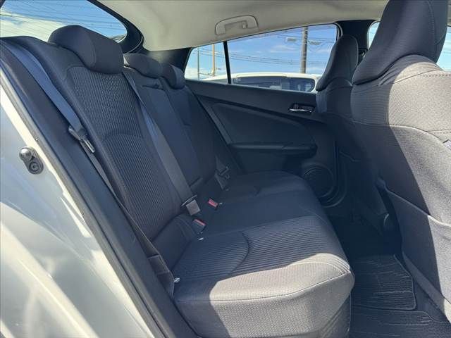 PRIUS 4WD
