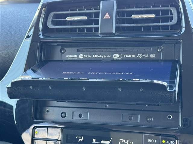 PRIUS 4WD