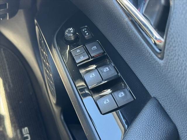 PRIUS 4WD