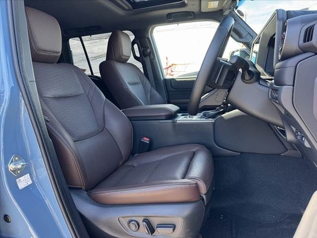 LANDCRUISER 250