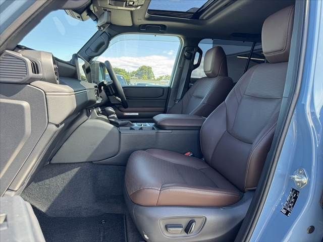 LANDCRUISER 250