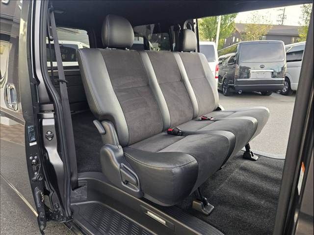HIACE van 2WD