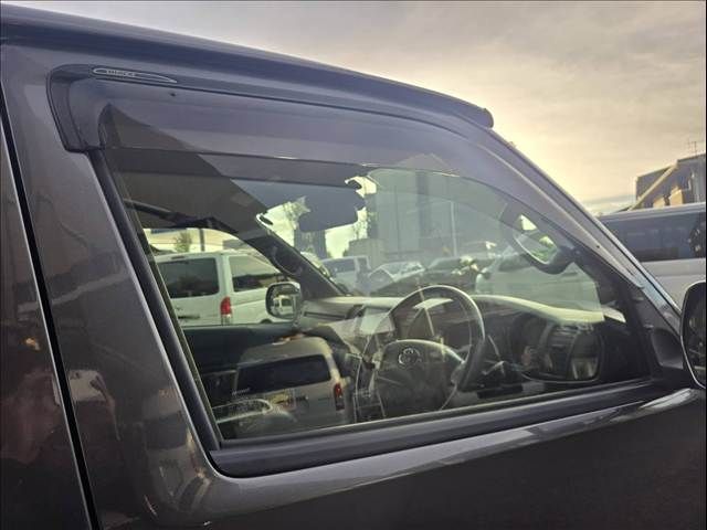 HIACE van 2WD