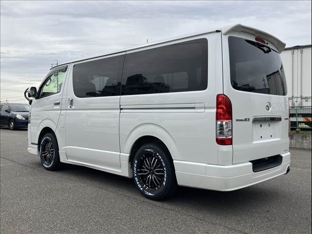 REGIUSACE van 2WD