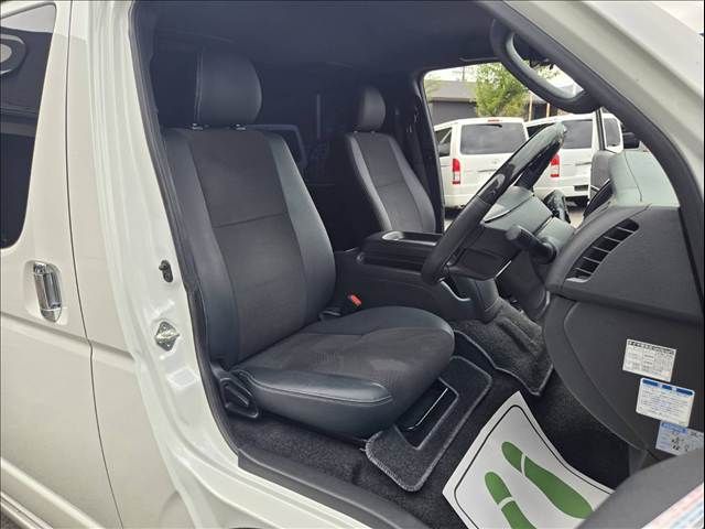 HIACE van 4WD