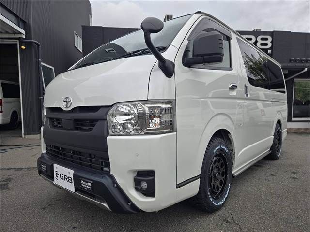 HIACE van 4WD