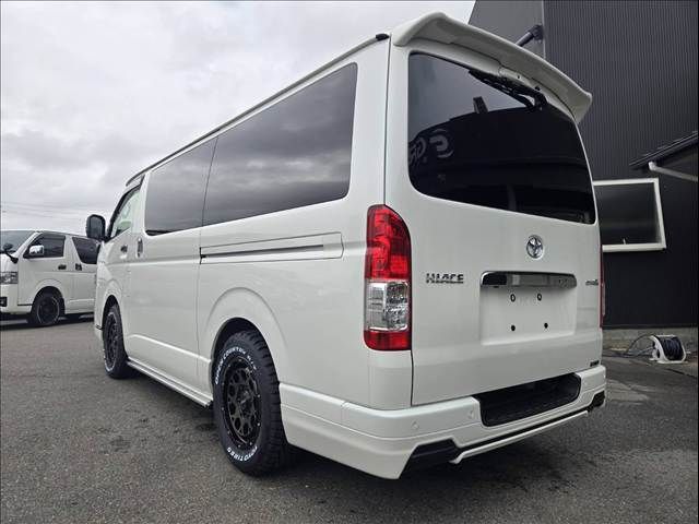 HIACE van 4WD