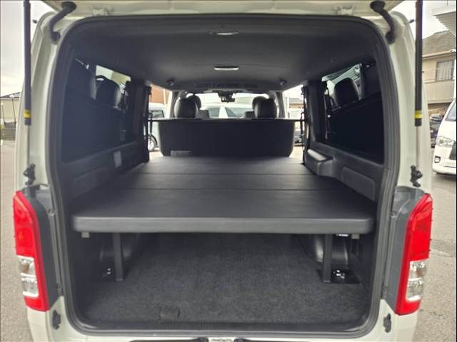 HIACE van 4WD