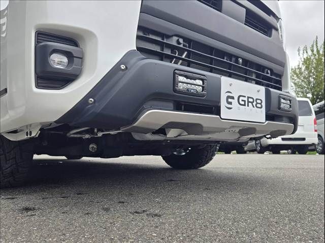 HIACE van 4WD