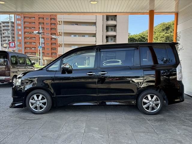 VOXY 4WD