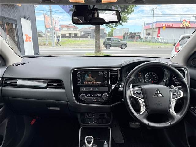 OUTLANDER PHEV