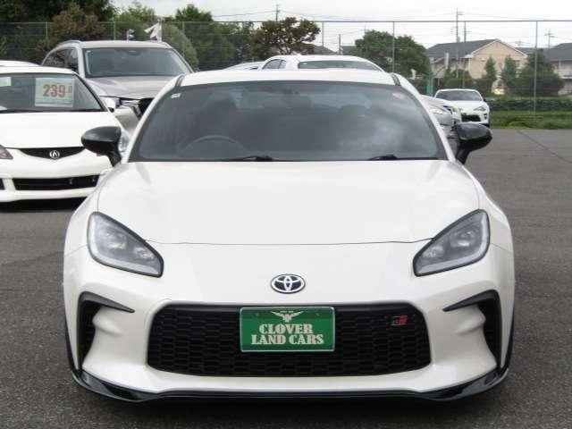 GR86