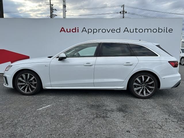 AUDI A4 AVANT