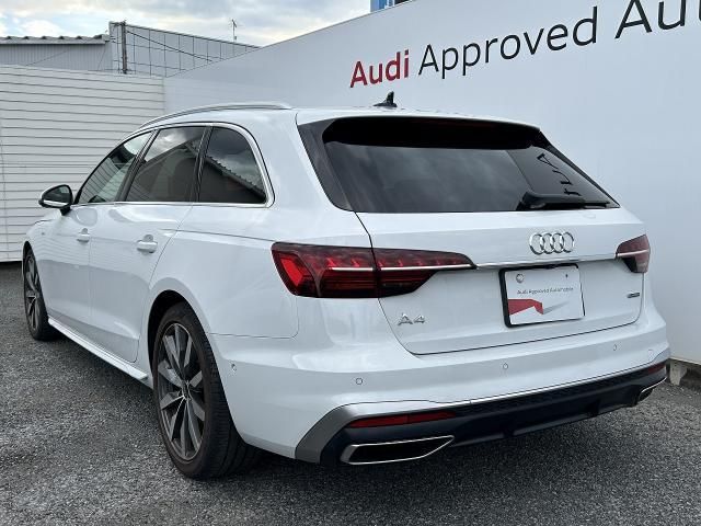 AUDI A4 AVANT