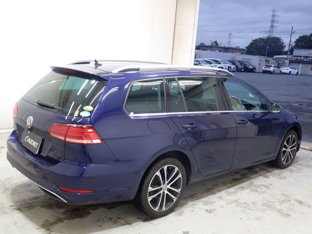 VOLKSWAGEN GOLF VARIANT