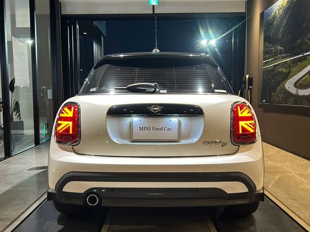 MINI COOPER D 5DOOR