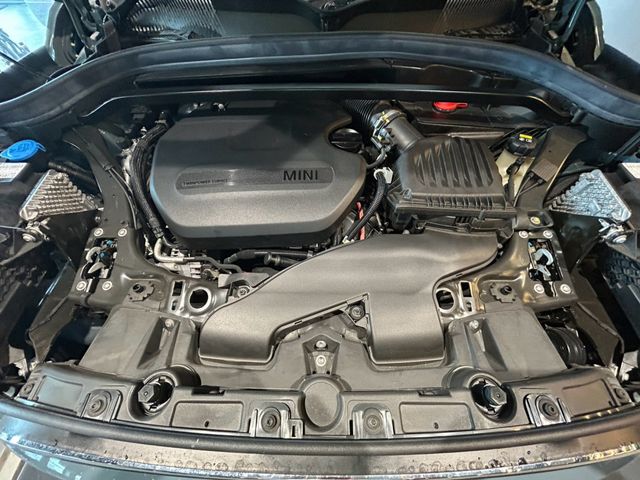 MINI COOPER D CROSSOVER