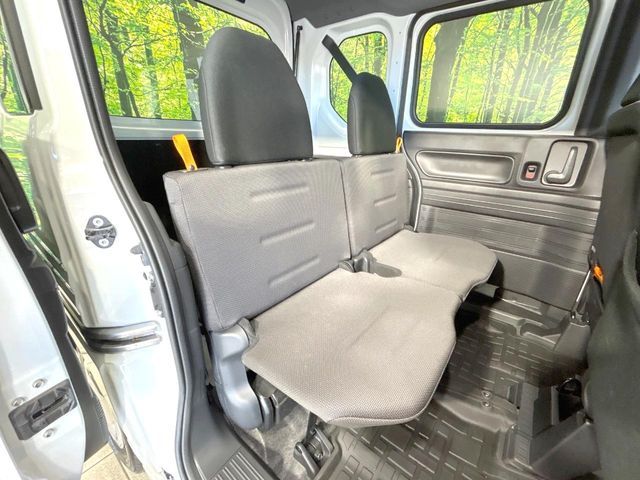 N-VAN