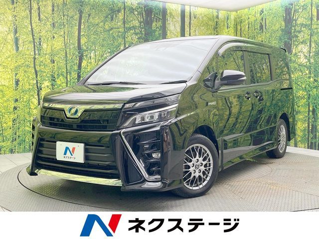 VOXY HYBRID