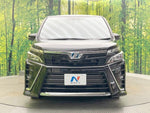VOXY HYBRID