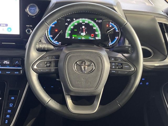 VOXY HYBRID