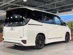 VOXY HYBRID