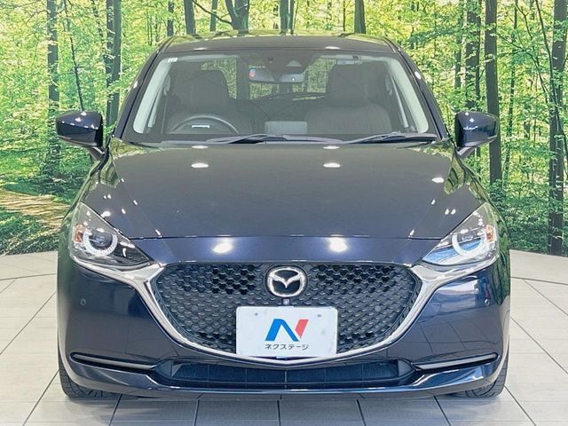 MAZDA2