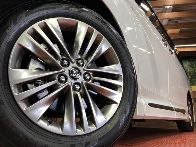 ALPHARD hybrid