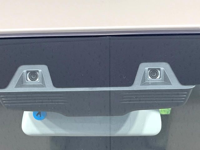 NV100 CLIPPER RIO