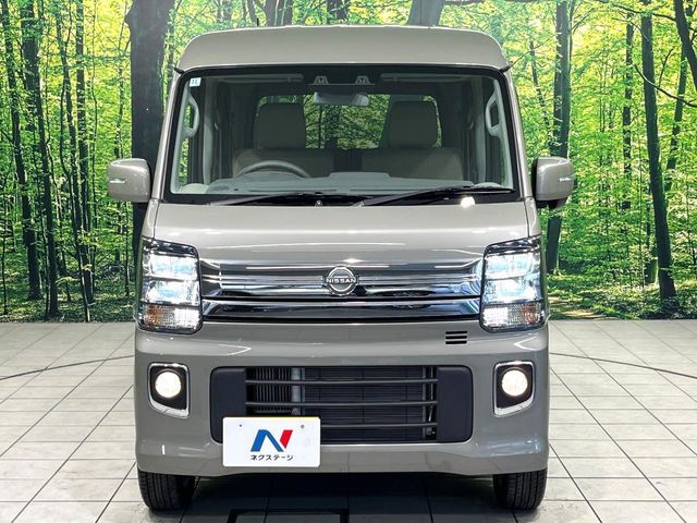 NV100 CLIPPER RIO