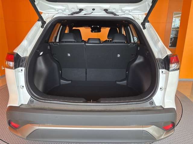 COROLLA CROSS HYBRID