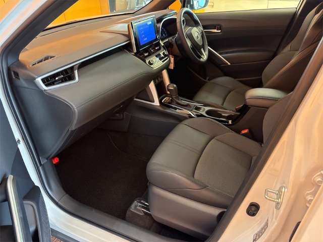 COROLLA CROSS HYBRID