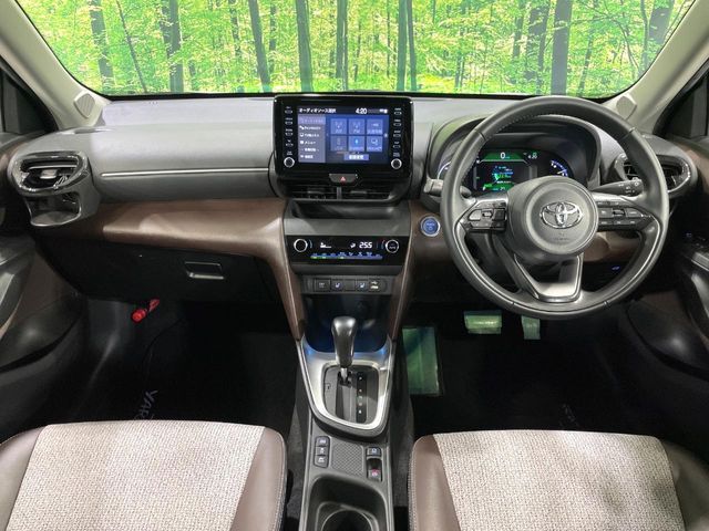 YARIS CROSS HYBRID