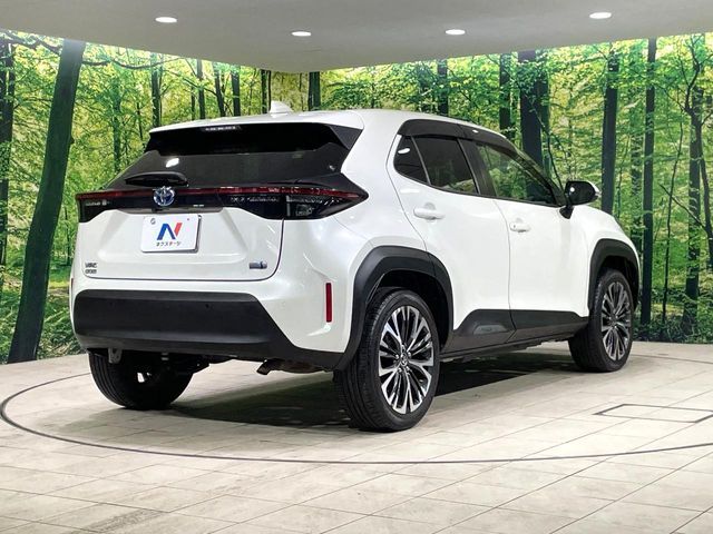 YARIS CROSS HYBRID