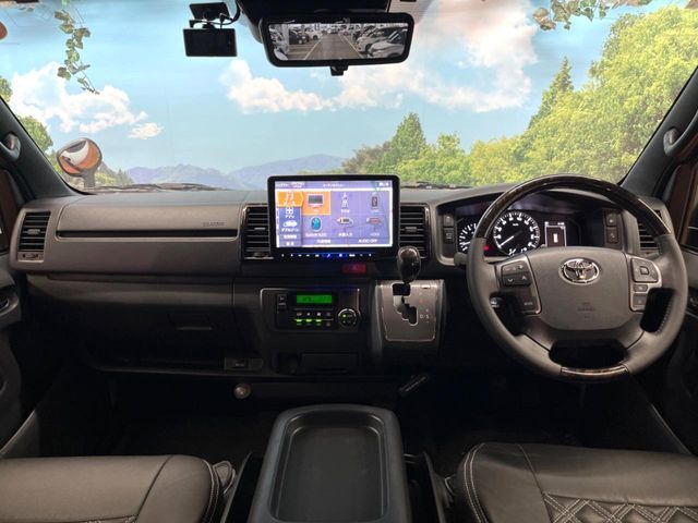 HIACE van 2WD