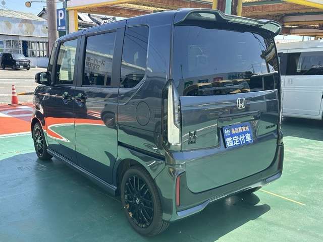N BOX CUSTOM